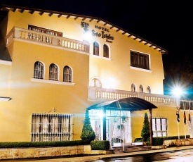 Hotel Ayenda San Isidro Inn
