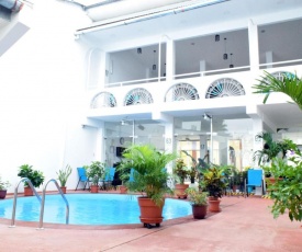 Hotel Jungle House