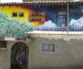 Kame House hostel