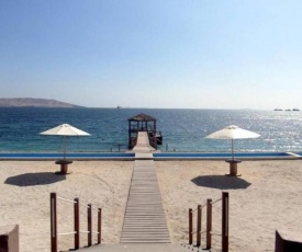 PARACAS megaview bayfront flat